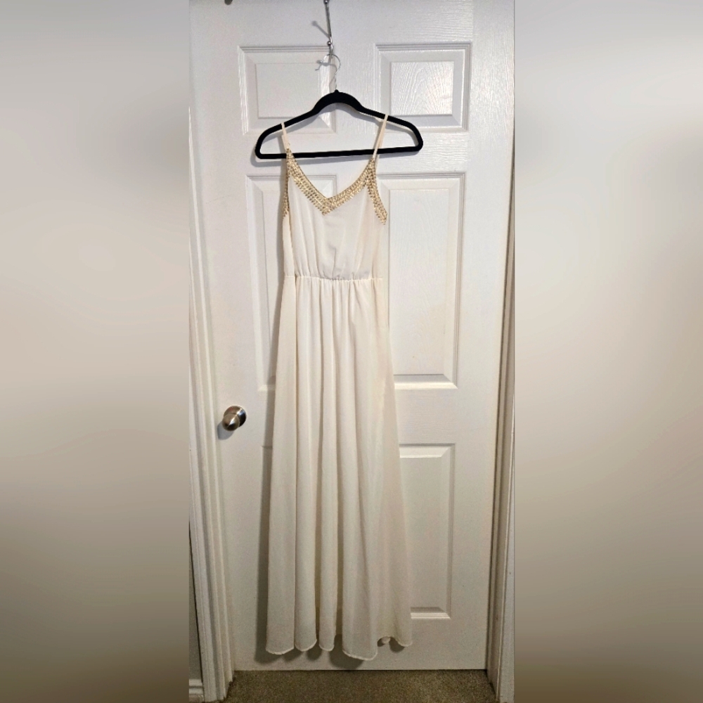 Dainty Hooligan Flowy White Long Dress